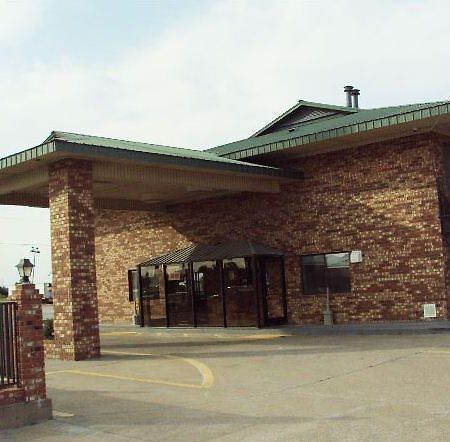 Regency Travel Inn Hayti Buitenkant foto