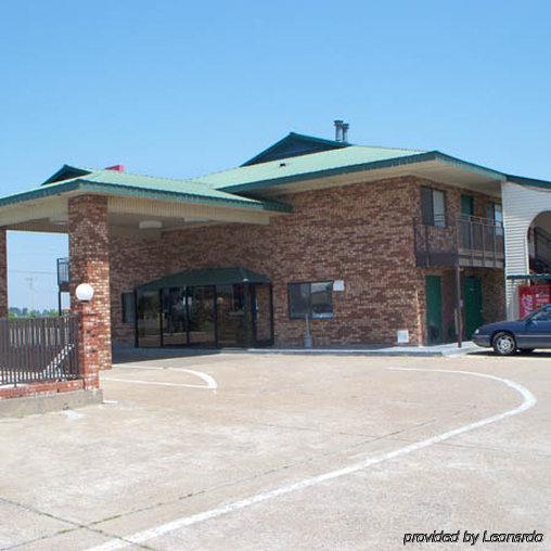 Regency Travel Inn Hayti Buitenkant foto