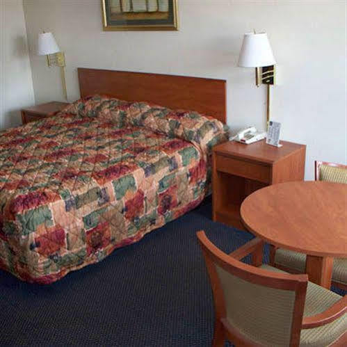 Regency Travel Inn Hayti Kamer foto